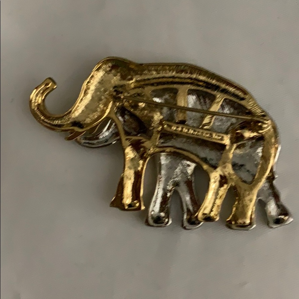 Elephant Pin Brooch - Picture 3 of 4
